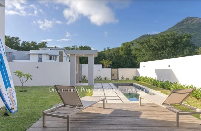 Villa Neuve De 4 Chambres Au Coeur De Tamarin – Ile Maurice