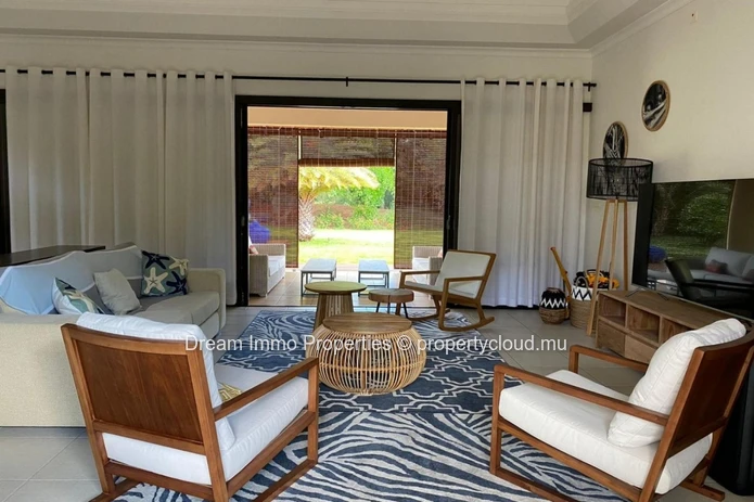 Belle Villa Golf Offrant Une Vue Montagne Sur Tamarina Resort, Golf & Spa, Ile Maurice