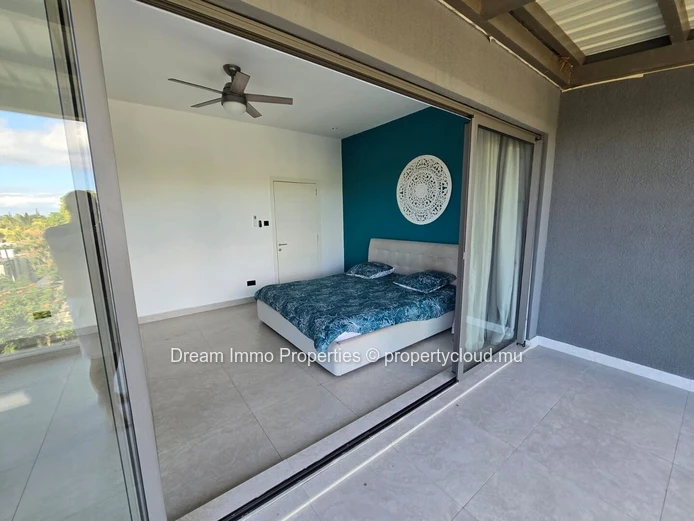 Stunning 3-Bedroom Sea View Penthouse Only 5 Mins From Pereybere Beach - Mauritius