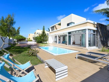 4 Bedroom Villa