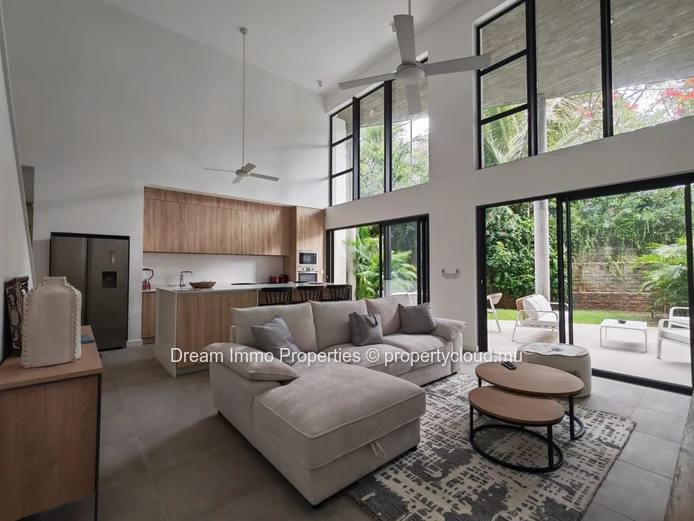 New & Luxury Duplex Apartment In A Premium Area Of Pte Aux Canonniers - Mauritius
