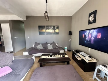 6 Bedroom Villa