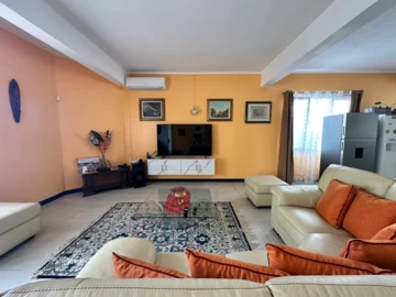 7 Bedroom Villa