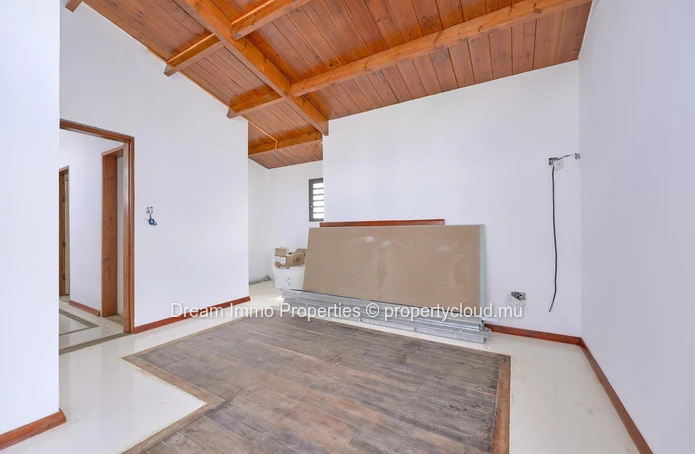 New Villa With Private Pool Close To The Beach In Grand Baie - Mauritius