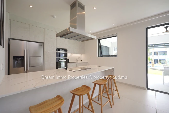 Prestigious 3-Bedroom Apartment In A Golf Course Within Mont Choisy Park - Mauritius