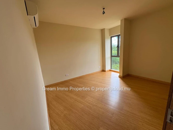 Penthouse Neuf Acces Toit Terrasse Prive Vue Mer & Montagne A Flic En Flac - Ile Maurice