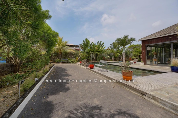 Resale Furnished 4-Bedroom Balinese-Style Villa In Pereybère – Mauritius