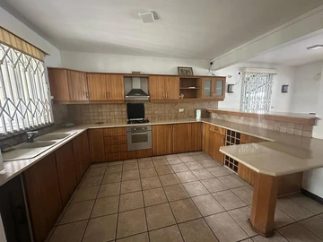 3 Bedroom Townhouse, Duplex