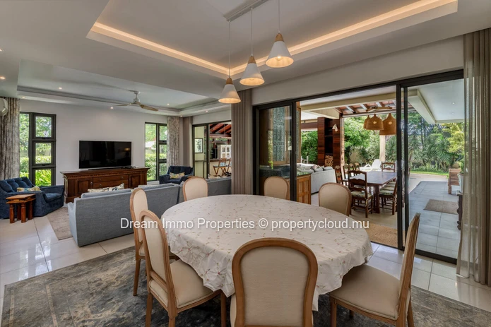 Prestigious 3-Bedroom Villa With Private Pool For Rent In Grand Baie – Mauritius