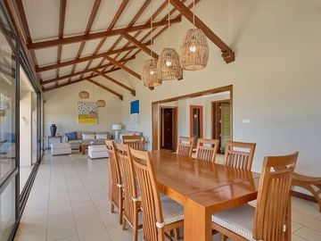4 Bedroom Villa