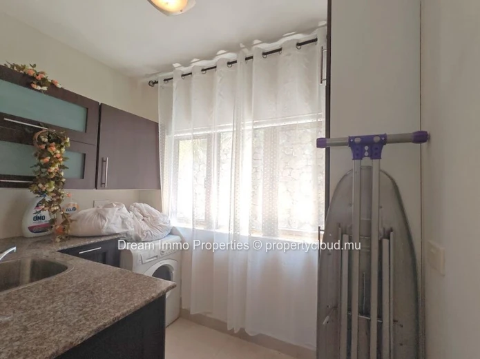 Stunning Apartment For Rent With Sea View & Private Pool In Black River – Mauritius