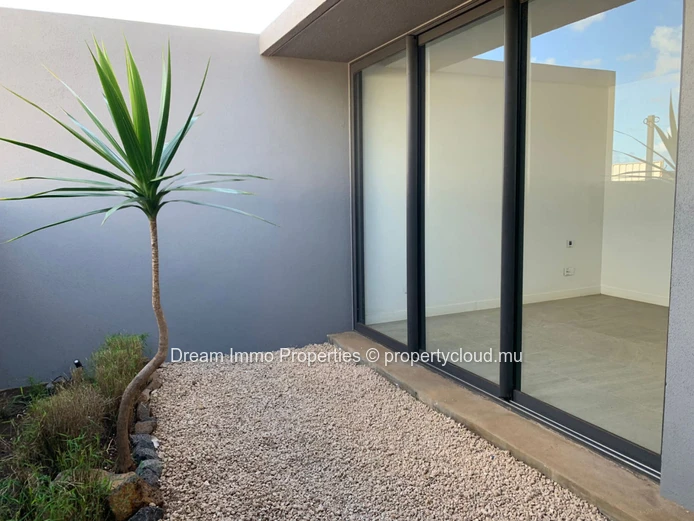 Sublim Ready Duplexes With Beach Access - Stunning Lagoon View In Riviere Noire – Mauritius