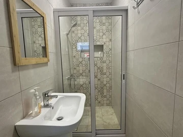 4 Bedroom Townhouse, Duplex