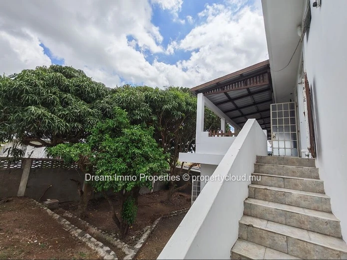 Beautiful Spacious 7-Bedroom Villa In Beau Bassin – Mauritius