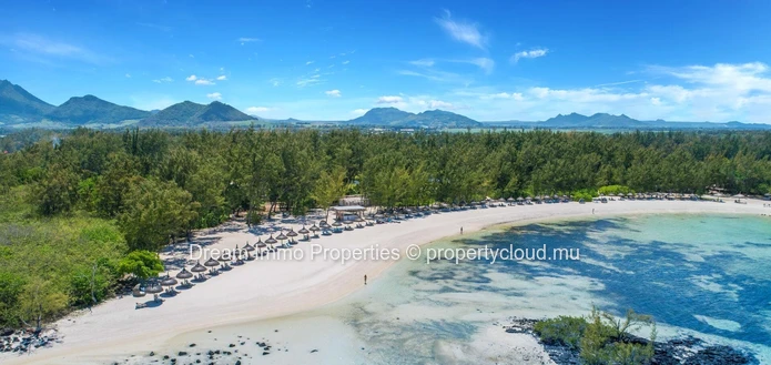 Superbe Villa Jumelee De 3 Ch En Bord De Golf Dans Le Domaine Anahita Resort