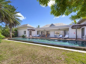 5 Bedroom Villa