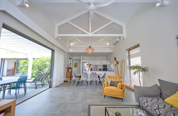 Beautiful Furnished Villa With Pool Close To The Beach In Grand Baie - Mauritius