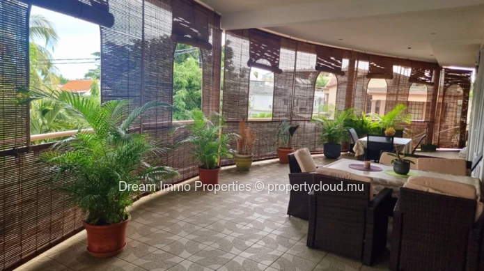 Spacious Family Villa Close To The Sea In The Heart Of Flic En Flac – Mauritius