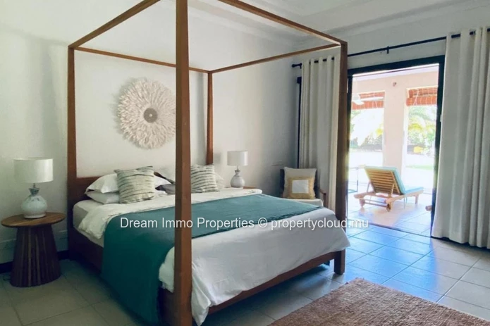 Belle Villa Golf Offrant Une Vue Montagne Sur Tamarina Resort, Golf & Spa, Ile Maurice