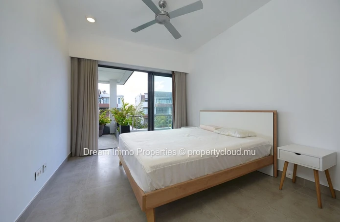 Contemporary Furnished Apartment With Pool View In Choisy-Les-Bains - Mauritius
