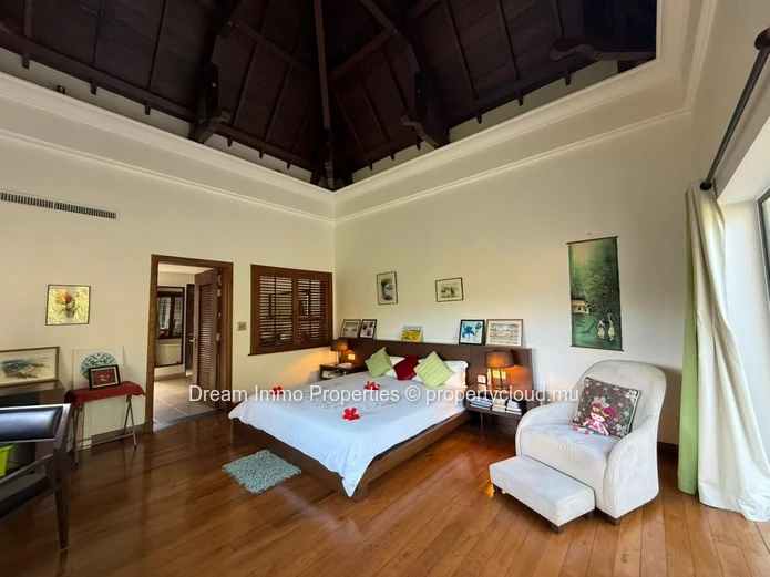Elegant 4-Bedroom Villa With Beach Access In Bel Ombre - Mauritius