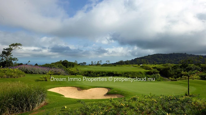 Huge Residential Lands With Golf Views In Bois Chéri - Mauritius