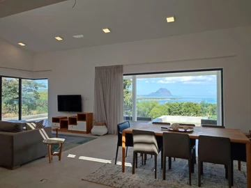 4 Bedroom Villa