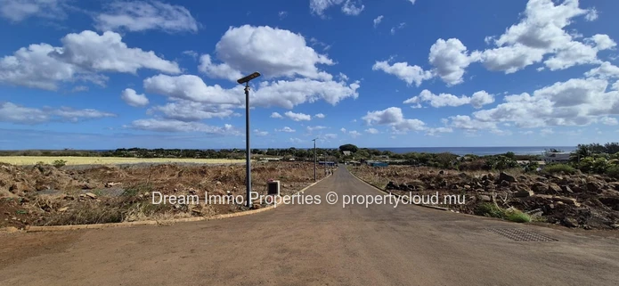 Walking Distance To The Beach! Residential Lands Very Close To The Sea In Albion – Mauritius