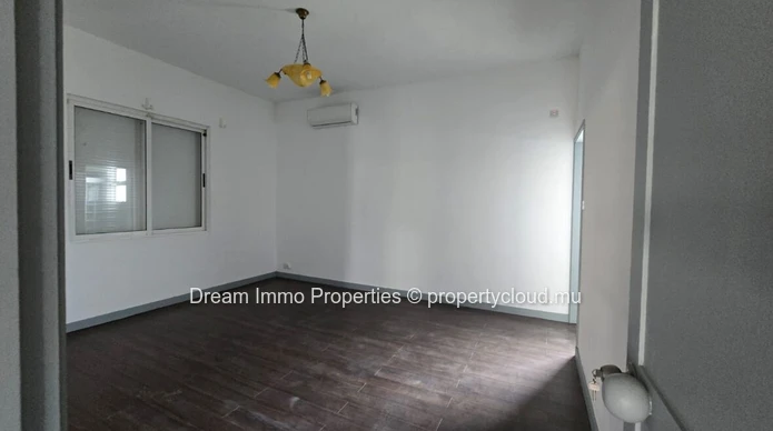 Superb 3-Bedroom Villa Close To The Beach In Flic En Flac – Mauritius