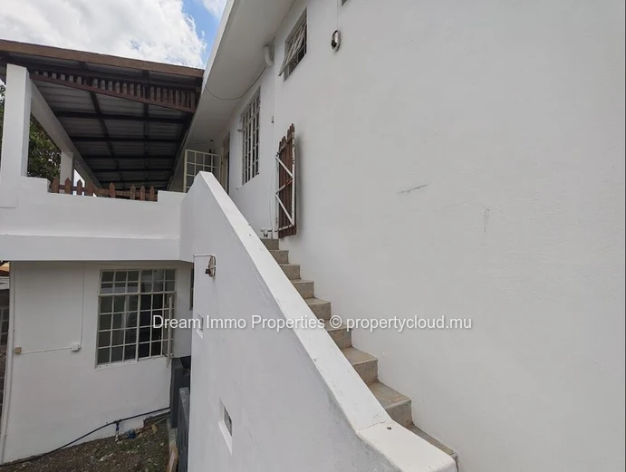 Beautiful Spacious 7-Bedroom Villa In Beau Bassin – Mauritius