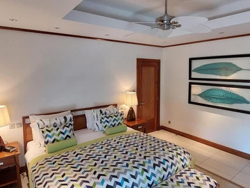 4 Bedroom Villa