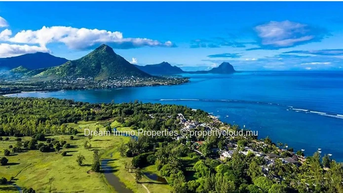 Beautiful Contemporary Ready Villa In The Hills Of Tamarin - Mauritius 