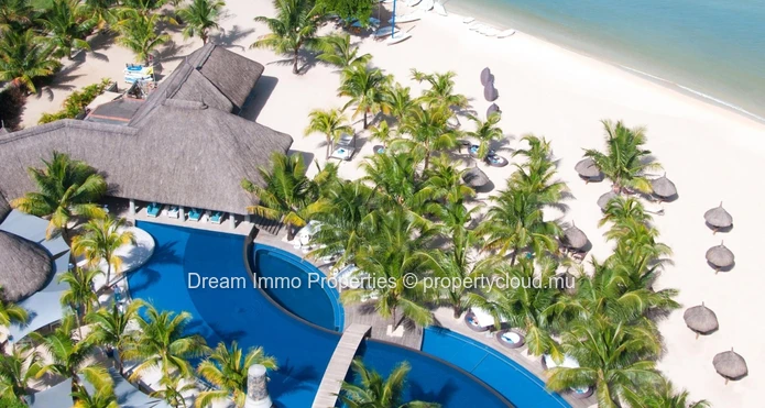 Beautiful Irs Lots For Sale In An Estate With Golf And Lagoon In The South-West