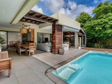 4 Bedroom Villa