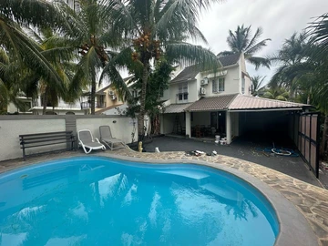 3 Bedroom Townhouse, Duplex