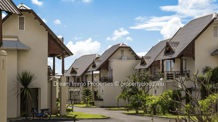 Beautiful 3-Bedroom Duplex In Landmark Residence Close To The Sea In Grand Baie - Mauritius