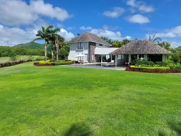 4 Bedroom Villa