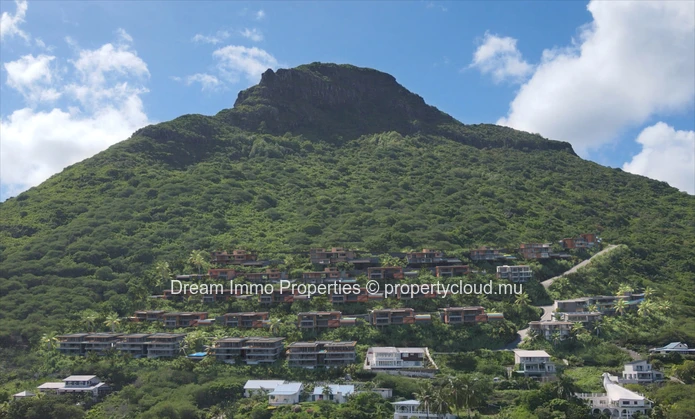Luxury New Villa With Panoramic Sea Views In Black River – Mauritius