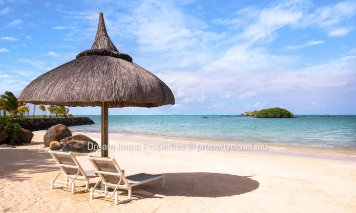 Beautiful Sea View Penthouses Within A Beachfront Resort With Hotel, Golf & Beach Access 