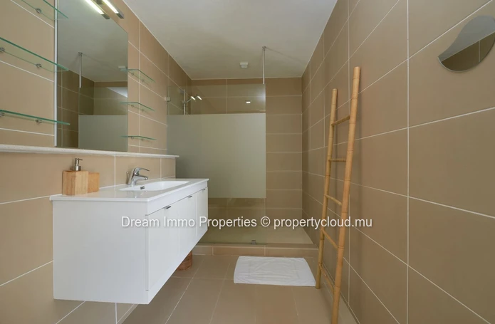 3-Bedroom Sea View Penthouse Just Steps From The Lagoon And Mont Choisy Golf Course – Mauritius