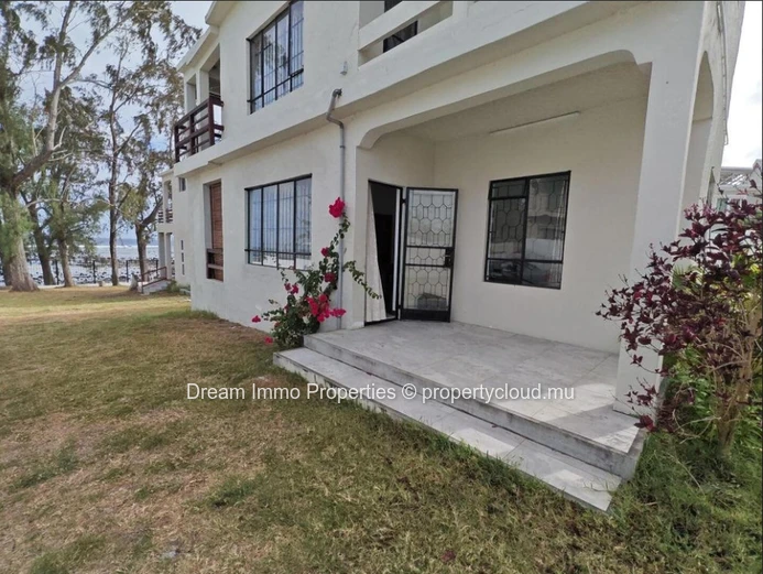 Seafront Apartment For Rent With Beach Access In Pointe Aux Biches – Mauritius
