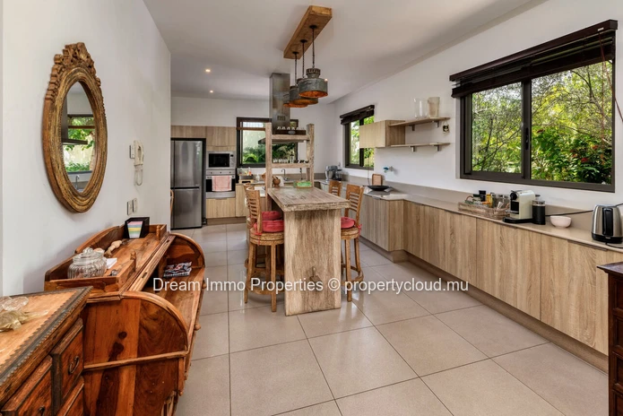 Prestigious 3-Bedroom Villa With Private Pool For Rent In Grand Baie – Mauritius