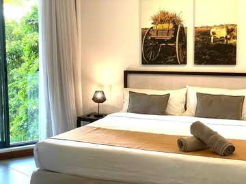 4 Bedroom Apartment