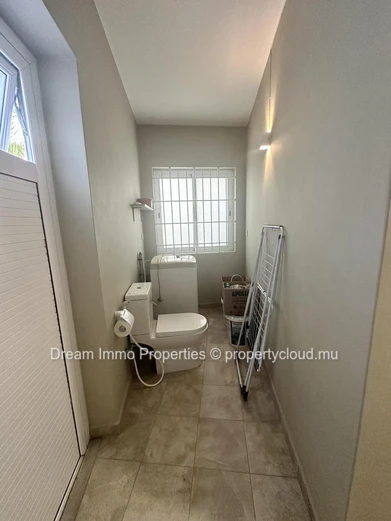 4-Bedroom Duplex Close To The Sea & Shops In La Mivoie, Tamarin - Mauritius 