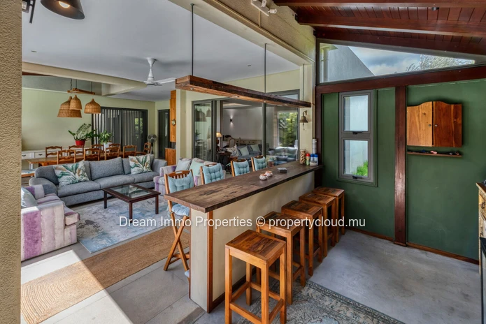 Prestigious 3-Bedroom Villa With Private Pool For Rent In Grand Baie – Mauritius