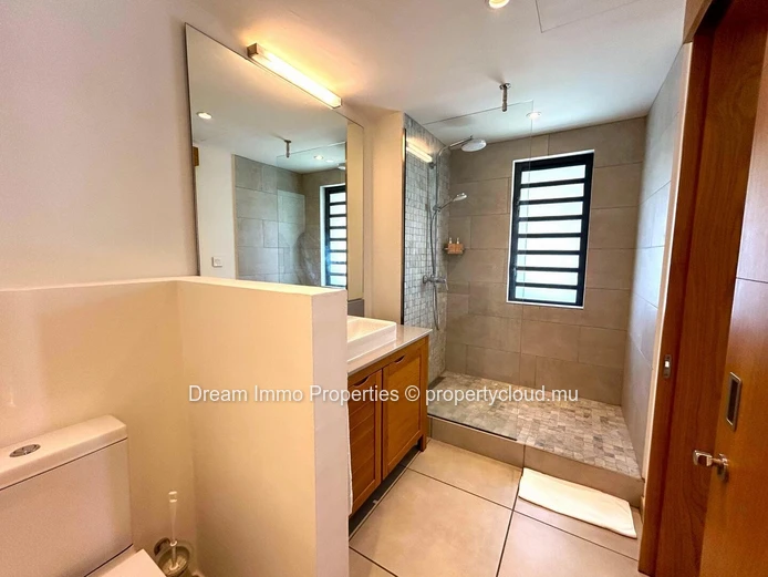 Superb 3-Bedroom Villa Close To The Sea In A Resort In Black River – Mauritius