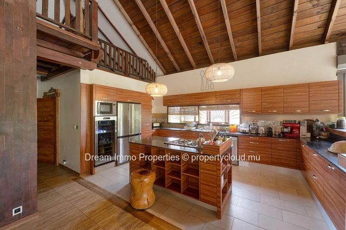 Resale Furnished 4-Bedroom Balinese-Style Villa In Pereybère – Mauritius