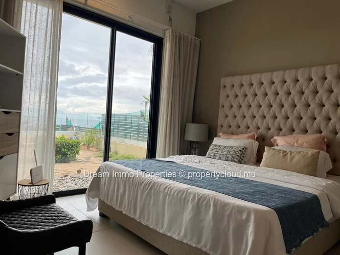 Superbe Appartement 3 Chambres Avec Vue Mer Imprenable A Flic En Flac – Ile Maurice