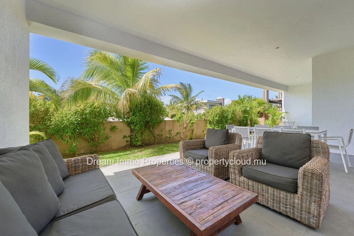 Élégant Appartement 3 Chambres Meublé Avec Accès Hotel À Grand Gaube - Ile Maurice