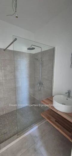 Sea & Mountain Views ! Beautiful 3 Bedrooms Penthouse With Private Rooftop In Tamarin - Mauritius